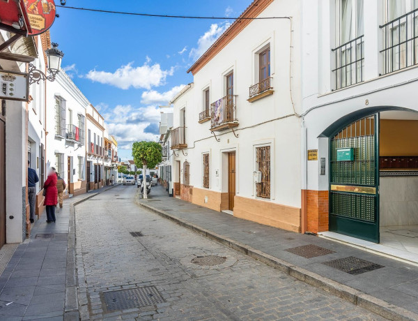 Chalet adosado en venta en Constitución, 8