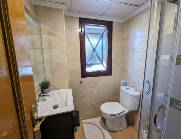 Chalet adosado en venta en calle Mar Mediterrani