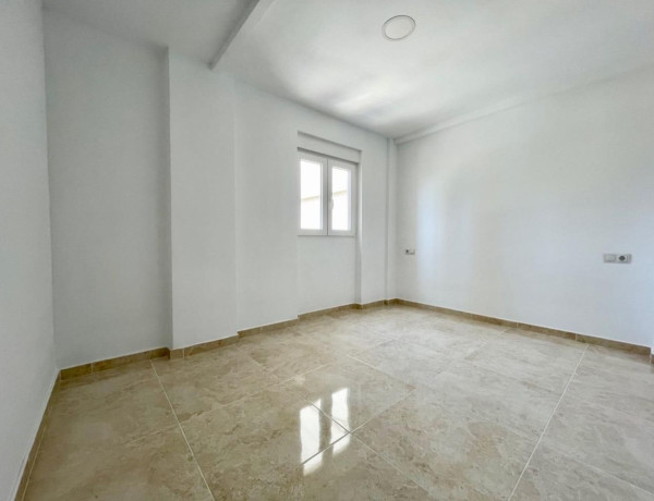 Piso en venta en calle Metge D. Miguel Martorell