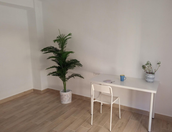 Piso en venta en Barri Zona Nord