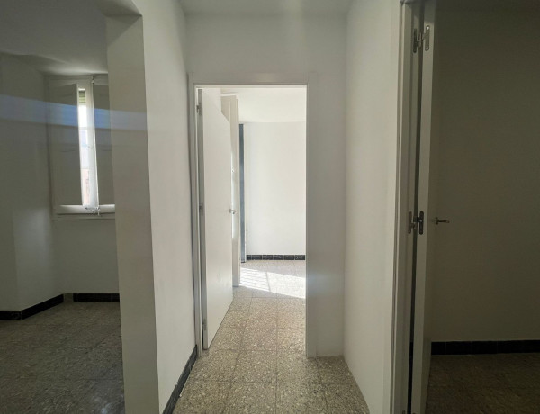 Edificio de uso mixto en venta en plaza Dames i Vells