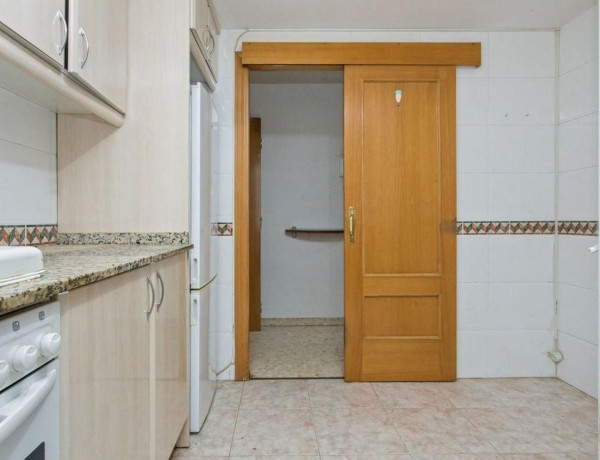 Piso en venta en Nucli Urbà