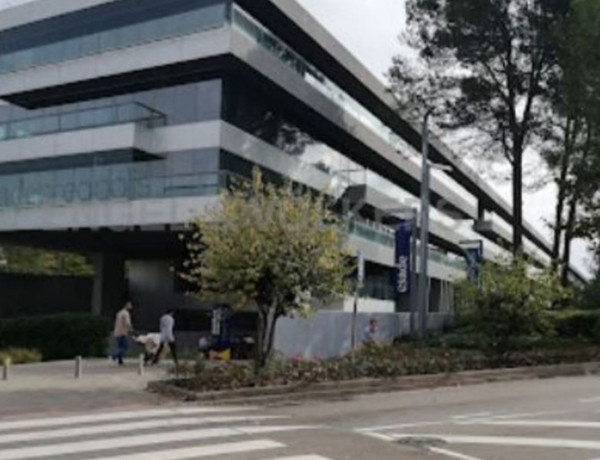 Edificio de oficinas en venta en via Augusta