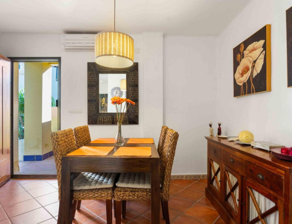 Casa o chalet independiente en venta en calle Escorpiones, 1097