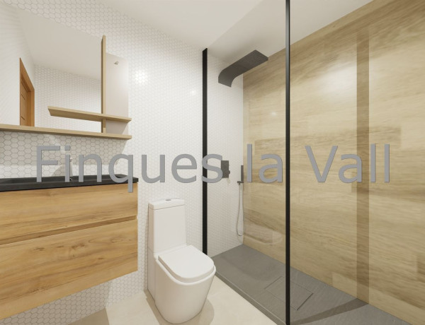 Chalet adosado en venta en Urb. Semi Centre, Centelles