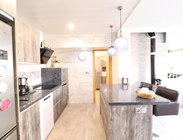 Chalet adosado en venta en avenida de Londres