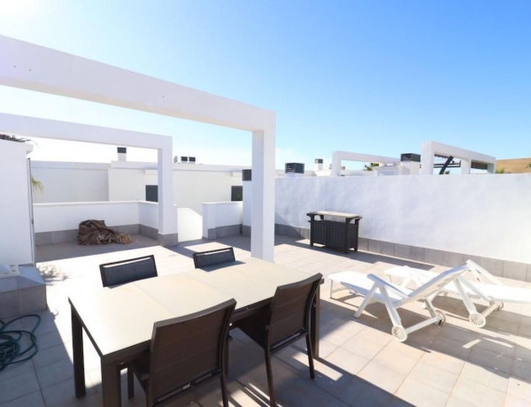 Chalet adosado en venta en calle Cabo de la Nao