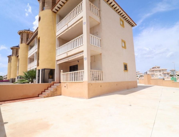 Piso en venta en avenida Torrevieja Mz II