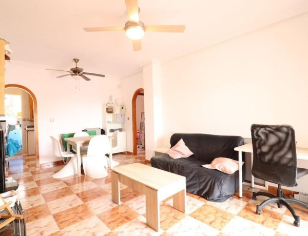 Piso en venta en avenida Torrevieja Mz II