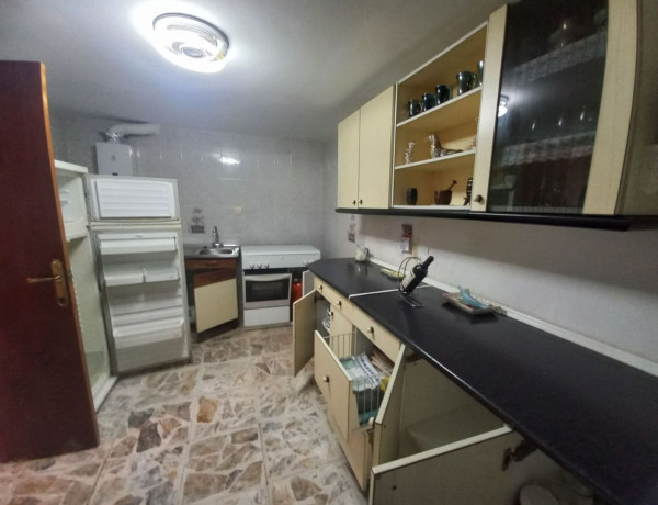 Chalet adosado en venta en calle Río Arlanzón