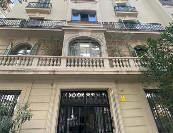 Piso en venta en calle dels Madrazo 2