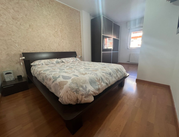 Piso en venta en calle Montcalm