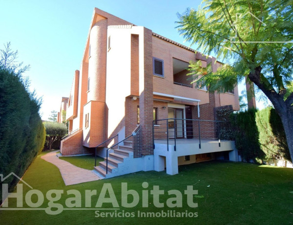 Chalet adosado en venta en Mas Camarena