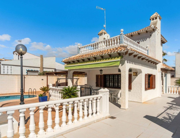 Casa o chalet independiente en venta en calle Elcano Zen, 2