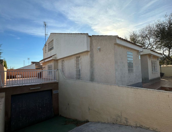 Casa o chalet independiente en venta en calle Corvilla, 2