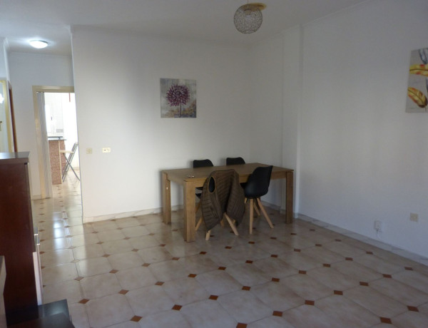 Chalet adosado en venta en calle Andalucía 04120, 1