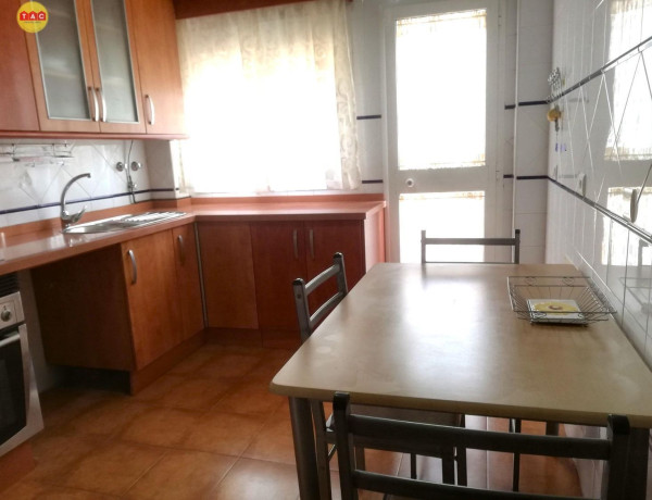 Chalet adosado en venta en Lepe