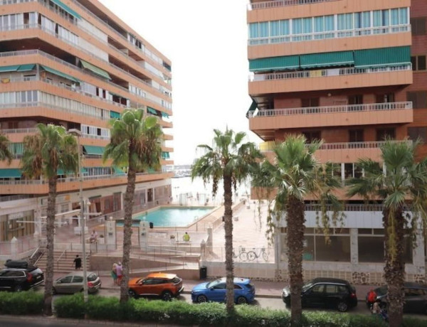 Piso en venta en avenida Doctor Gregorio Marañón