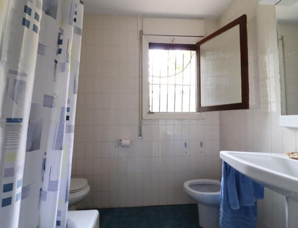 Casa o chalet independiente en venta en calle Vicente Medina Cmor