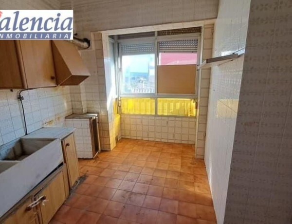 Piso en venta en Zona Calle Valencia - La Ermita