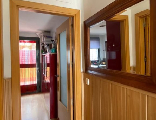 Chalet adosado en venta en calle Manuel Martín Robles, 1