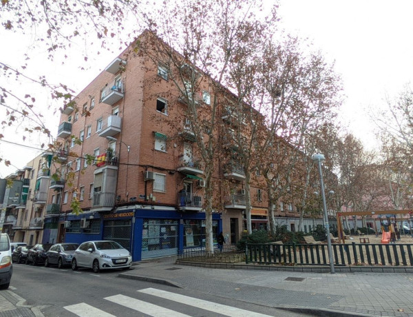Alquiler de Piso en calle de Carmen Bruguera, 31