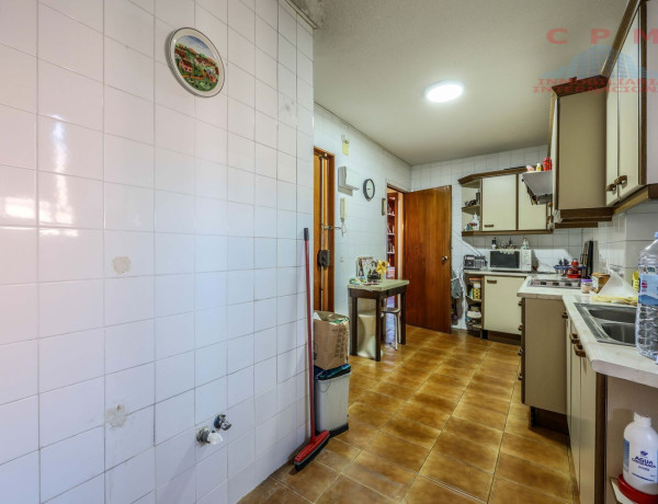 Piso en venta en Apóstol Santiago