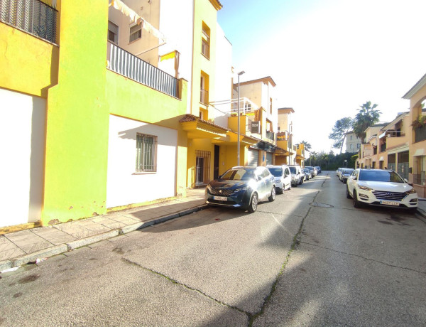 Alquiler de Local en calle Carmen de Burgos Colom, 1