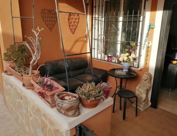 Chalet adosado en venta en Desamparados-Hurchillo-Torremendo