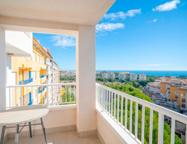 Piso en venta en Campoamor