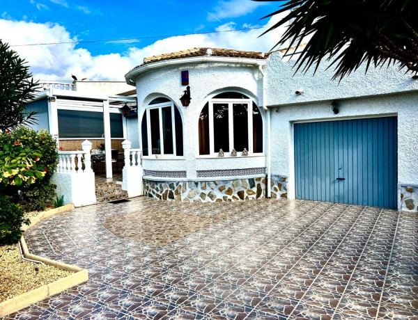 Chalet adosado en venta en La Siesta - El Salado - Torreta