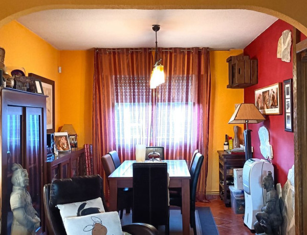 Casa o chalet independiente en venta en calle Santa Agueda