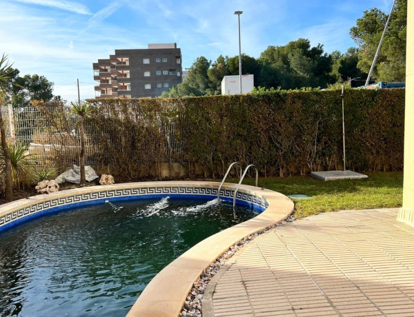 Alquiler de Piso en calle del Mediterráneo, 107