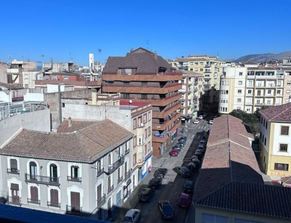 Alquiler de Piso en calle Pintor López Mezquita, 9