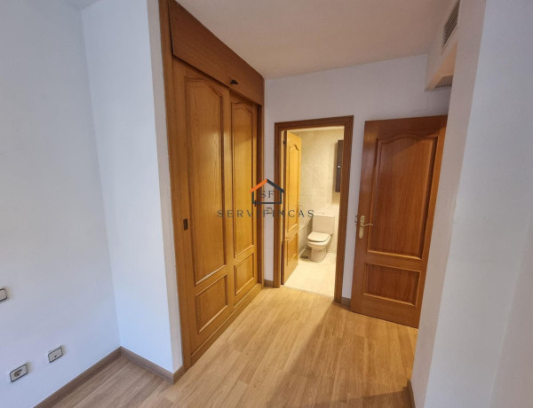 Piso en venta en calle de Tomás Bretón, 56