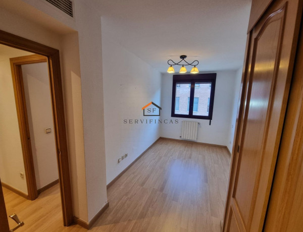 Piso en venta en calle de Tomás Bretón, 56