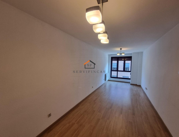 Piso en venta en calle de Tomás Bretón, 56