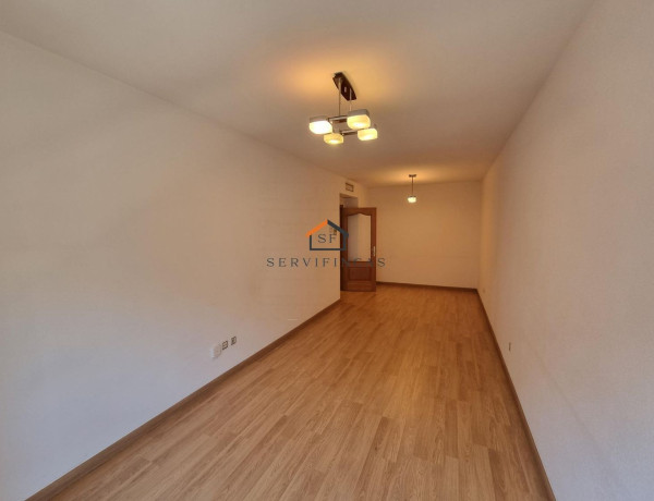 Piso en venta en calle de Tomás Bretón, 56