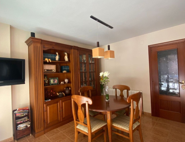 Chalet pareado en venta en calle Fernando Fuente Fuente