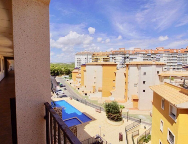 Piso en venta en Campoamor