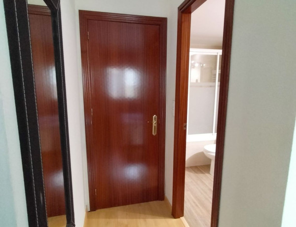 Piso en venta en calle Pintor Soriano Quiros, 20