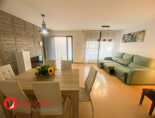 Chalet adosado en venta en Playa de Almazora-Ben Afeli