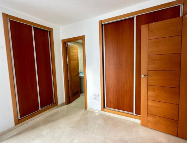 Piso en venta en calle Córdoba, 1