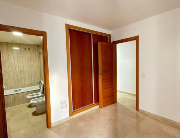 Piso en venta en calle Córdoba, 1