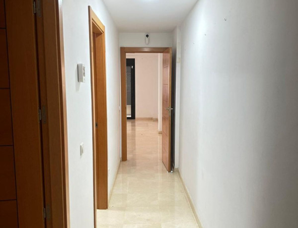 Piso en venta en calle Córdoba, 1