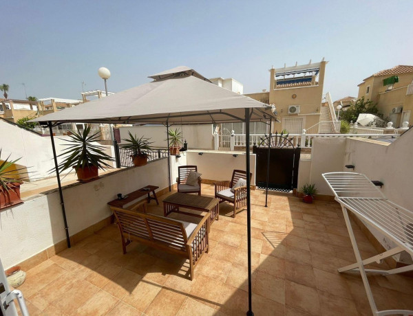 Chalet adosado en venta en Los Balcones,torrevieja