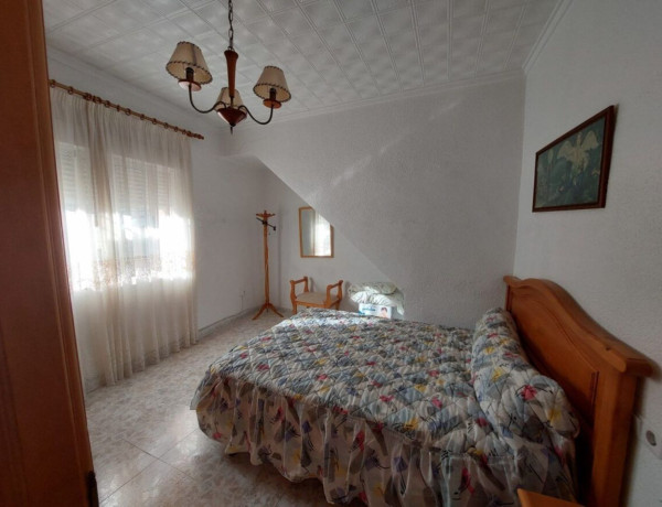 Chalet adosado en venta en Desamparados-Hurchillo-Torremendo