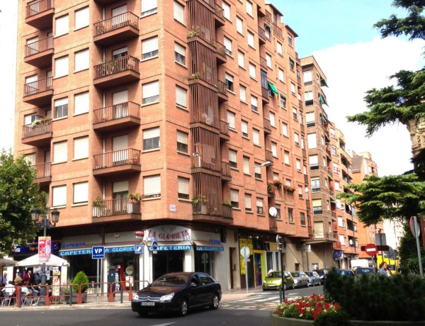 Piso en venta en calle Capitán Gaona / Avda De La Paz