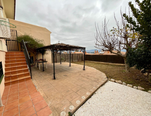 Chalet pareado en venta en Capellanía - Retamar