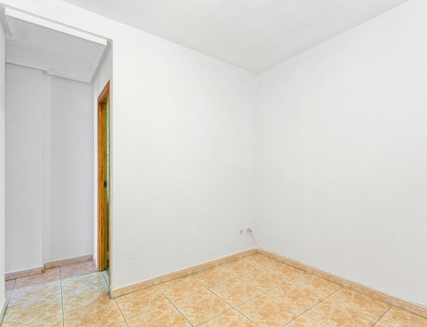 Piso en venta en calle Ramón Gallud, 161